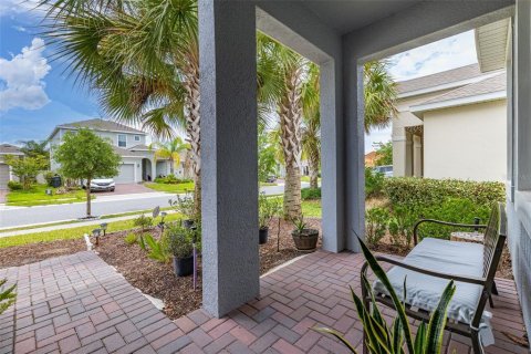 Casa en venta en Davenport, Florida, 4 dormitorios, 247.21 m2 № 2233473 - foto 7