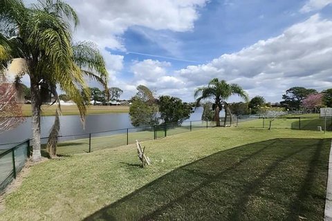 House in Kissimmee, Florida 3 bedrooms, 130.99 sq.m. № 2330298 - photo 13