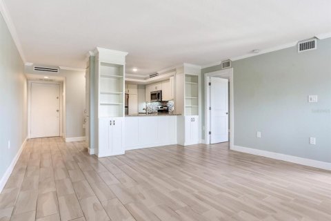 Condominio en venta en Tampa, Florida, 1 dormitorio, 83.24 m2 № 2239338 - foto 16
