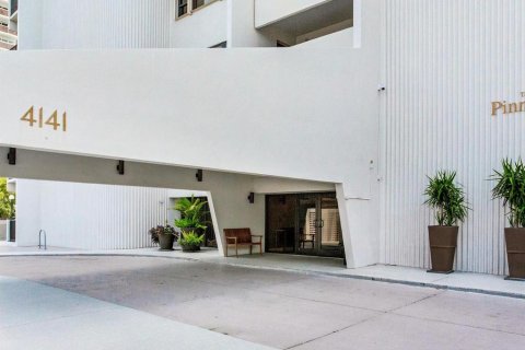 Condominio en venta en Tampa, Florida, 1 dormitorio, 83.24 m2 № 2239338 - foto 2