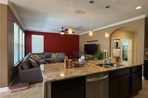 Villa ou maison à vendre à Daytona Beach, Floride: 4 chambres, 194.82 m2 № 2101514 - photo 5