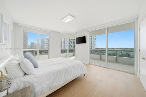 Copropriété à louer à Miami Beach, Floride: 4 chambres, 427.26 m2 № 2041428 - photo 18