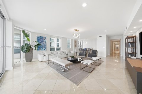 Copropriété à louer à Miami Beach, Floride: 4 chambres, 427.26 m2 № 2041428 - photo 4