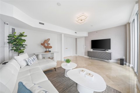 Copropriété à louer à Miami Beach, Floride: 4 chambres, 427.26 m2 № 2041428 - photo 15
