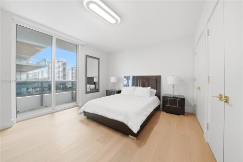 Copropriété à louer à Miami Beach, Floride: 4 chambres, 427.26 m2 № 2041428 - photo 24