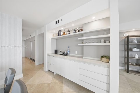 Copropriété à louer à Miami Beach, Floride: 4 chambres, 427.26 m2 № 2041428 - photo 5