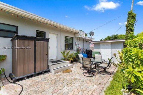 Casa en venta en Hollywood, Florida, 3 dormitorios, 110 m2 № 2153369 - foto 4
