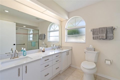 Villa ou maison à vendre à Sarasota, Floride: 3 chambres, 199.28 m2 № 2388175 - photo 23