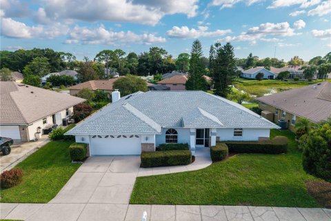 Villa ou maison à Sarasota, Floride 3 chambres, 199.28 m2 № 2388175