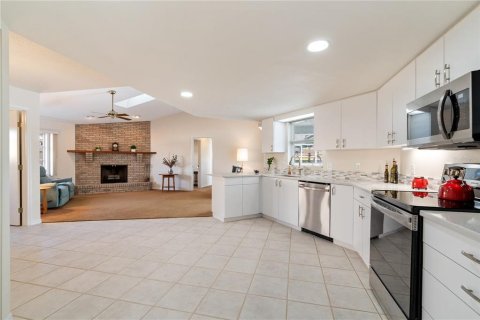 Villa ou maison à vendre à Sarasota, Floride: 3 chambres, 199.28 m2 № 2388175 - photo 11