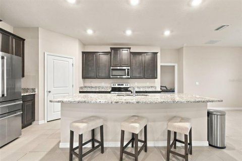 Villa ou maison à vendre à Wesley Chapel, Floride: 4 chambres, 262.73 m2 № 2408364 - photo 5