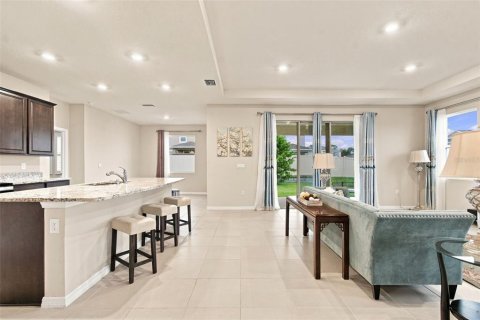 Villa ou maison à vendre à Wesley Chapel, Floride: 4 chambres, 262.73 m2 № 2408364 - photo 13