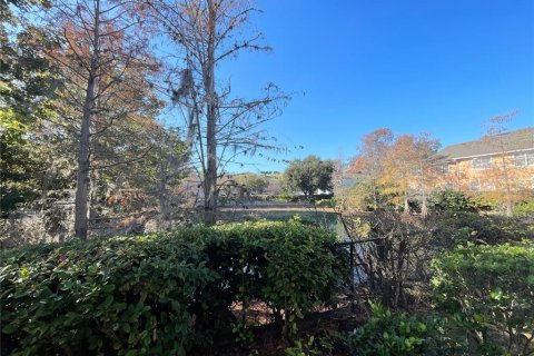 Condo in Gainesville, Florida, 2 bedrooms  № 2095945 - photo 9