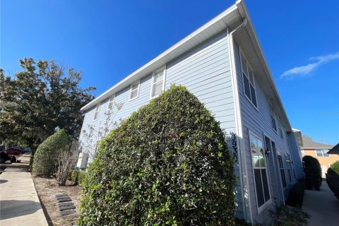 Condo à Gainesville, Floride, 2 chambres  № 2095945