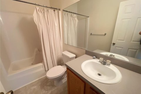 Condo in Gainesville, Florida, 2 bedrooms  № 2095945 - photo 12
