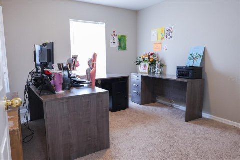 House in Land O' Lakes, Florida 4 bedrooms, 175.77 sq.m. № 1883581 - photo 15