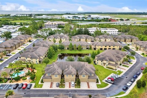 Townhouse in Clearwater, Florida 3 bedrooms, 134.15 sq.m. № 1838557 - photo 3