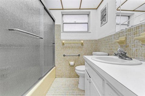Copropriété à vendre à Hallandale Beach, Floride: 1 chambre, 71.53 m2 № 1863285 - photo 18