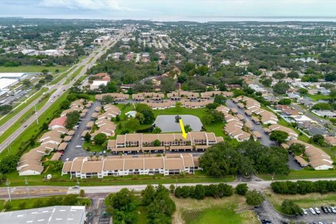 Condo in Port Richey, Florida, 2 bedrooms  № 1916621 - photo 5