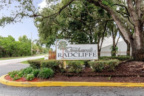 Condo in Port Richey, Florida, 2 bedrooms  № 1916621 - photo 10