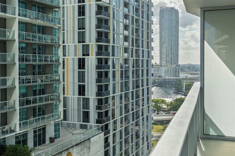 Condo in Miami, Florida, 1 bedroom № 2170839 - photo 22