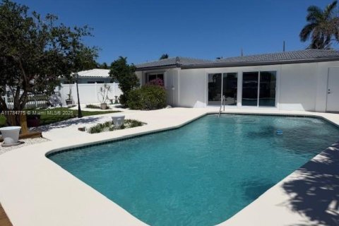 House in Pompano Beach, Florida 3 bedrooms, 183.2 sq.m. № 1708707 - photo 29
