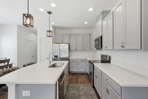 Townhouse in Oviedo, Florida 3 bedrooms, 136.75 sq.m. № 2148628 - photo 11