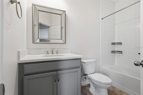 Townhouse in Oviedo, Florida 3 bedrooms, 136.75 sq.m. № 2148628 - photo 23