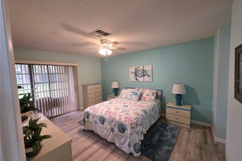 Villa ou maison à vendre à Spring Hill, Floride: 2 chambres, 92.44 m2 № 1902081 - photo 11