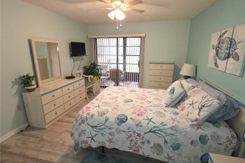 Villa ou maison à vendre à Spring Hill, Floride: 2 chambres, 92.44 m2 № 1902081 - photo 13