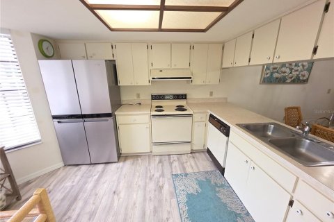 Villa ou maison à vendre à Spring Hill, Floride: 2 chambres, 92.44 m2 № 1902081 - photo 8