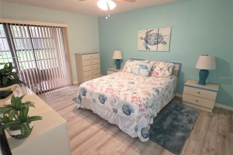 Villa ou maison à vendre à Spring Hill, Floride: 2 chambres, 92.44 m2 № 1902081 - photo 12