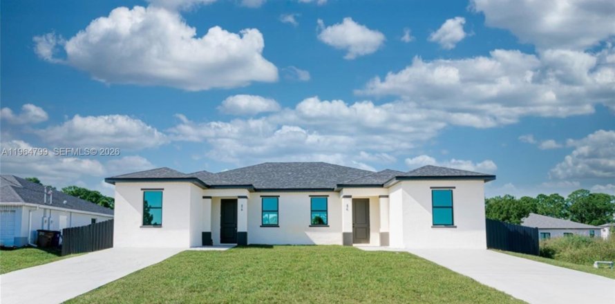 Immobilier commercial à Lehigh Acres, Floride 208.29 m2 № 2081147