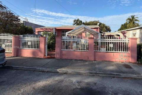 Дом в Майами, Флорида 2 спальни, 74.69м2 № 2009377