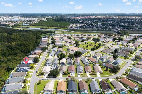 Casa en venta en Kissimmee, Florida, 5 dormitorios, 198.44 m2 № 2387382 - foto 15