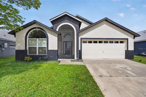 Casa en Kissimmee, Florida 5 dormitorios, 198.44 m2 № 2387382