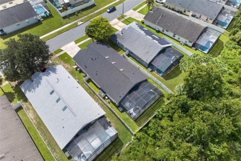 Casa en venta en Kissimmee, Florida, 5 dormitorios, 198.44 m2 № 2387382 - foto 7
