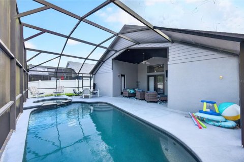 Casa en venta en Kissimmee, Florida, 5 dormitorios, 198.44 m2 № 2387382 - foto 24