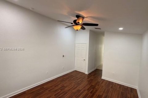 Casa en alquiler en Homestead, Florida, 3 dormitorios, 152.73 m2 № 2031049 - foto 28