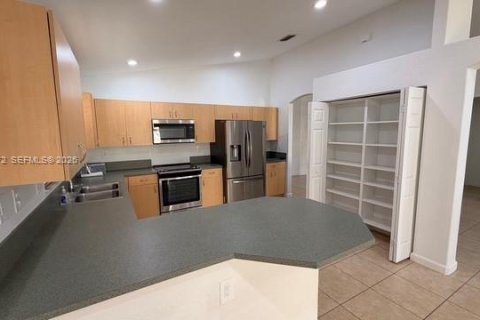 Casa en alquiler en Homestead, Florida, 3 dormitorios, 152.73 m2 № 2031049 - foto 25