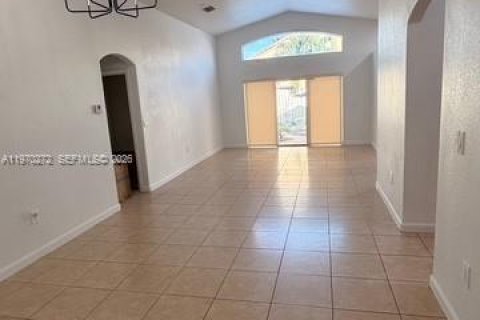 Casa en alquiler en Homestead, Florida, 3 dormitorios, 152.73 m2 № 2031049 - foto 19