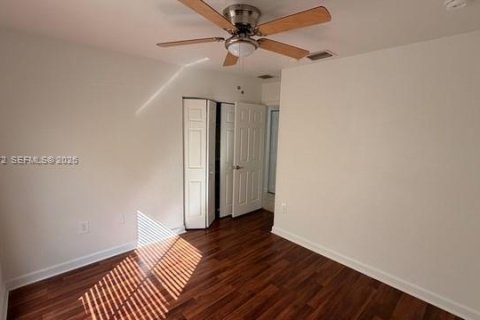 Casa en alquiler en Homestead, Florida, 3 dormitorios, 152.73 m2 № 2031049 - foto 13