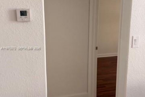 Casa en alquiler en Homestead, Florida, 3 dormitorios, 152.73 m2 № 2031049 - foto 27