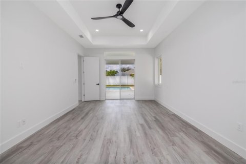 Villa ou maison à vendre à Palm Coast, Floride: 4 chambres, 237.46 m2 № 2308351 - photo 20