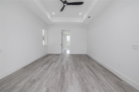 Villa ou maison à vendre à Palm Coast, Floride: 4 chambres, 237.46 m2 № 2308351 - photo 19