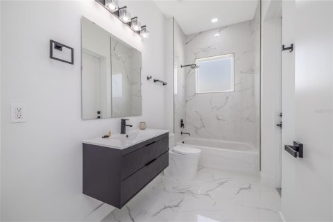 Villa ou maison à vendre à Palm Coast, Floride: 4 chambres, 237.46 m2 № 2308351 - photo 29