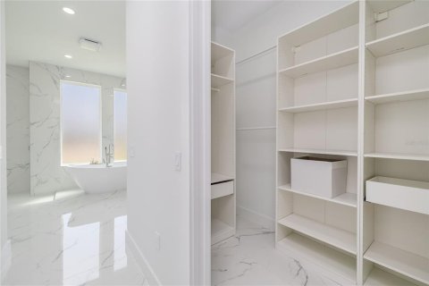 Villa ou maison à vendre à Palm Coast, Floride: 4 chambres, 237.46 m2 № 2308351 - photo 21