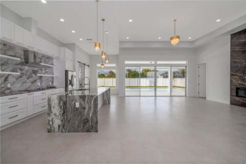 Villa ou maison à vendre à Palm Coast, Floride: 4 chambres, 237.46 m2 № 2308351 - photo 5