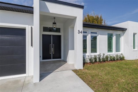 Villa ou maison à vendre à Palm Coast, Floride: 4 chambres, 237.46 m2 № 2308351 - photo 2