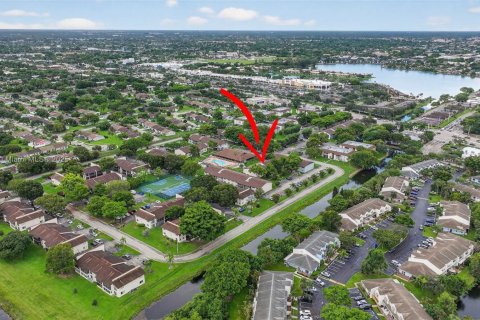 Condo in Margate, Florida, 2 bedrooms  № 1924783 - photo 21